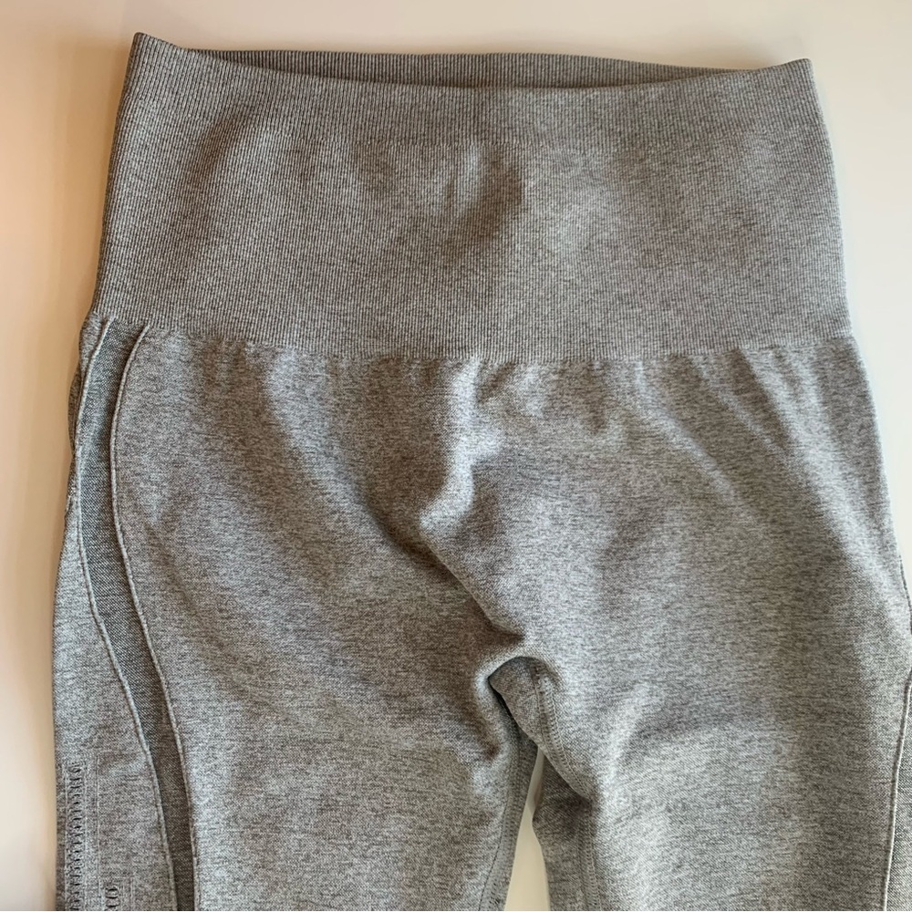 Women's Gray High-Waisted Leggings - Picture 2 of 7
